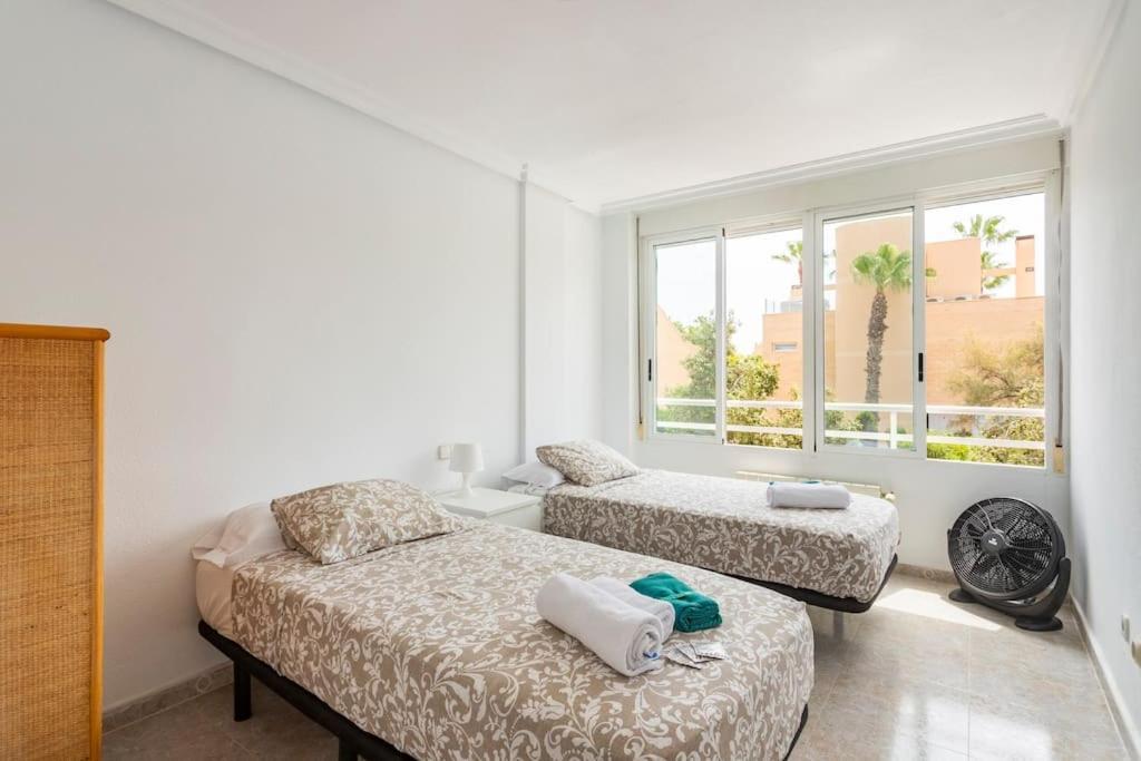 La Casa Alegre Villa Alicante Buitenkant foto
